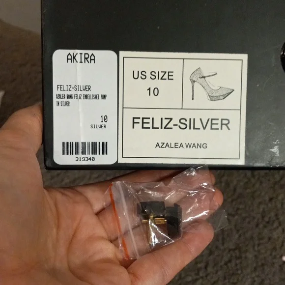 New FELIZ RHINESTONE EMBELLISHED PLATFORM STILETTO, size 10 - Picture 8 of 12